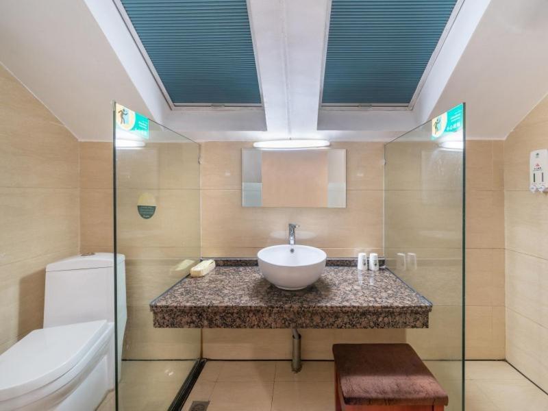 Greentree Inn Yiwu International Trade City Hotel Exteriör bild