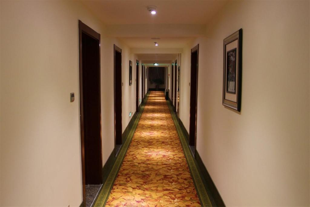 Greentree Inn Yiwu International Trade City Hotel Exteriör bild