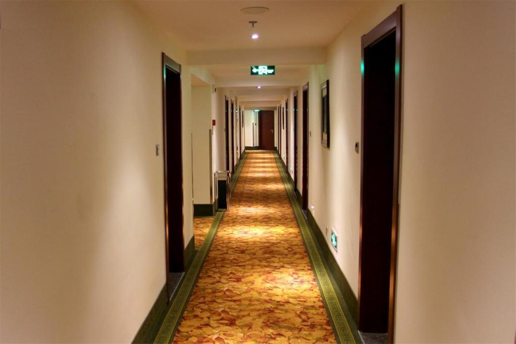 Greentree Inn Yiwu International Trade City Hotel Exteriör bild