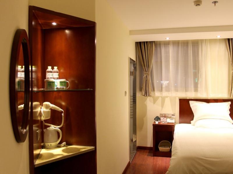 Greentree Inn Yiwu International Trade City Hotel Exteriör bild